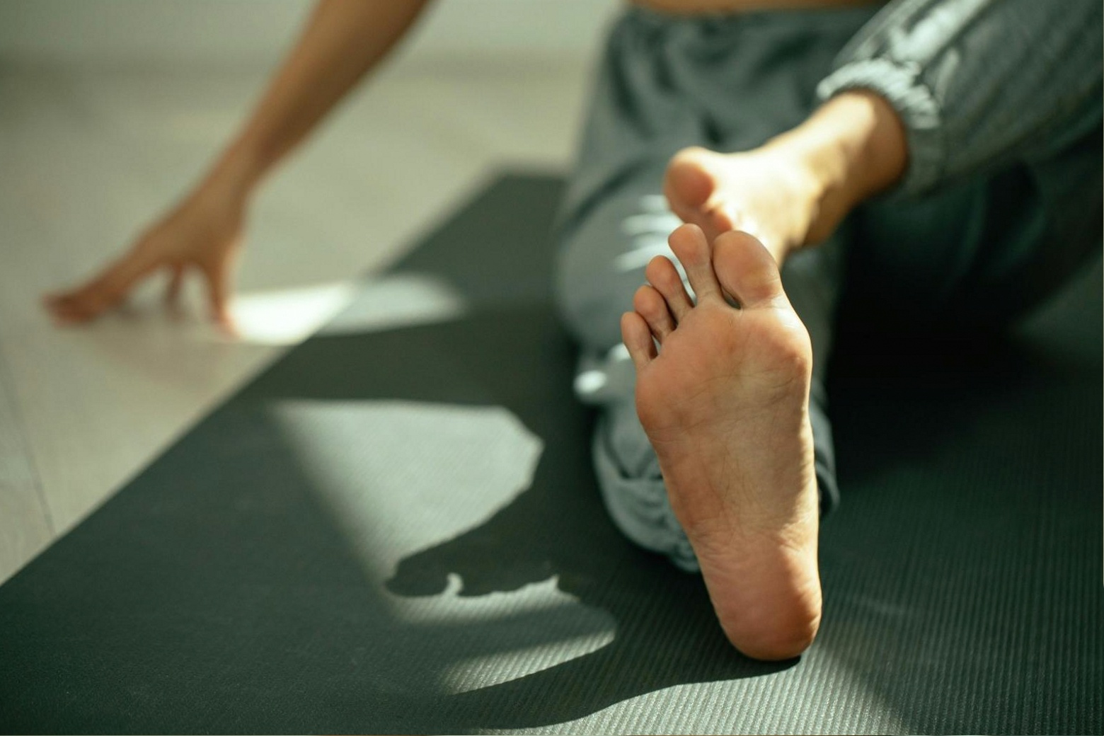 Facilitator demonstrating breath anchoring technique during a live masterclass session